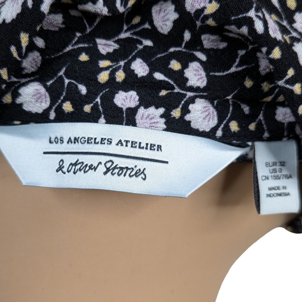 & Other Stories Black Purple Floral Viscose Blouse 0 XS Button Up Crepe Top - Picture 8 of 9